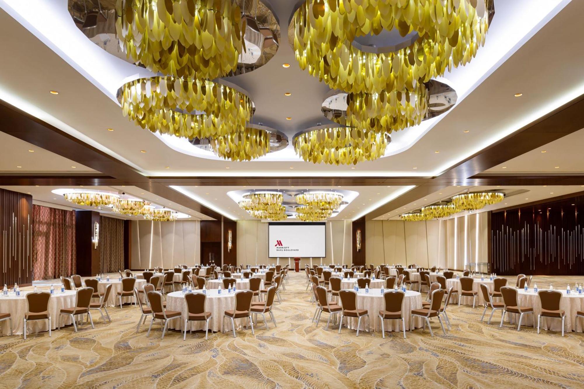บาคู แมริออท โฮเทล บูเลอวาร์ด Hotel บากู ภายนอก รูปภาพ The ballroom